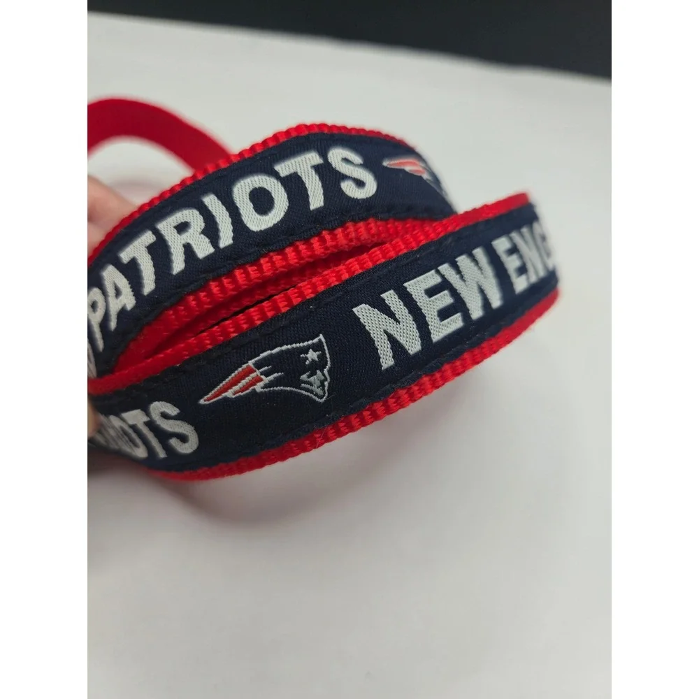 NFL New England Patriots Dog Leash 6ft Red Blue White Logo Pet Walking Accessory